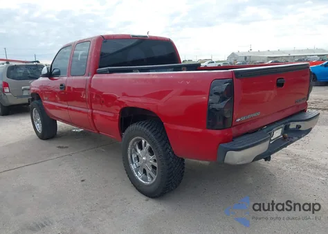 2002 Chevrolet Silverado 1500 Ls из США, поврежденный, VIN 2GCEC19W321193908
